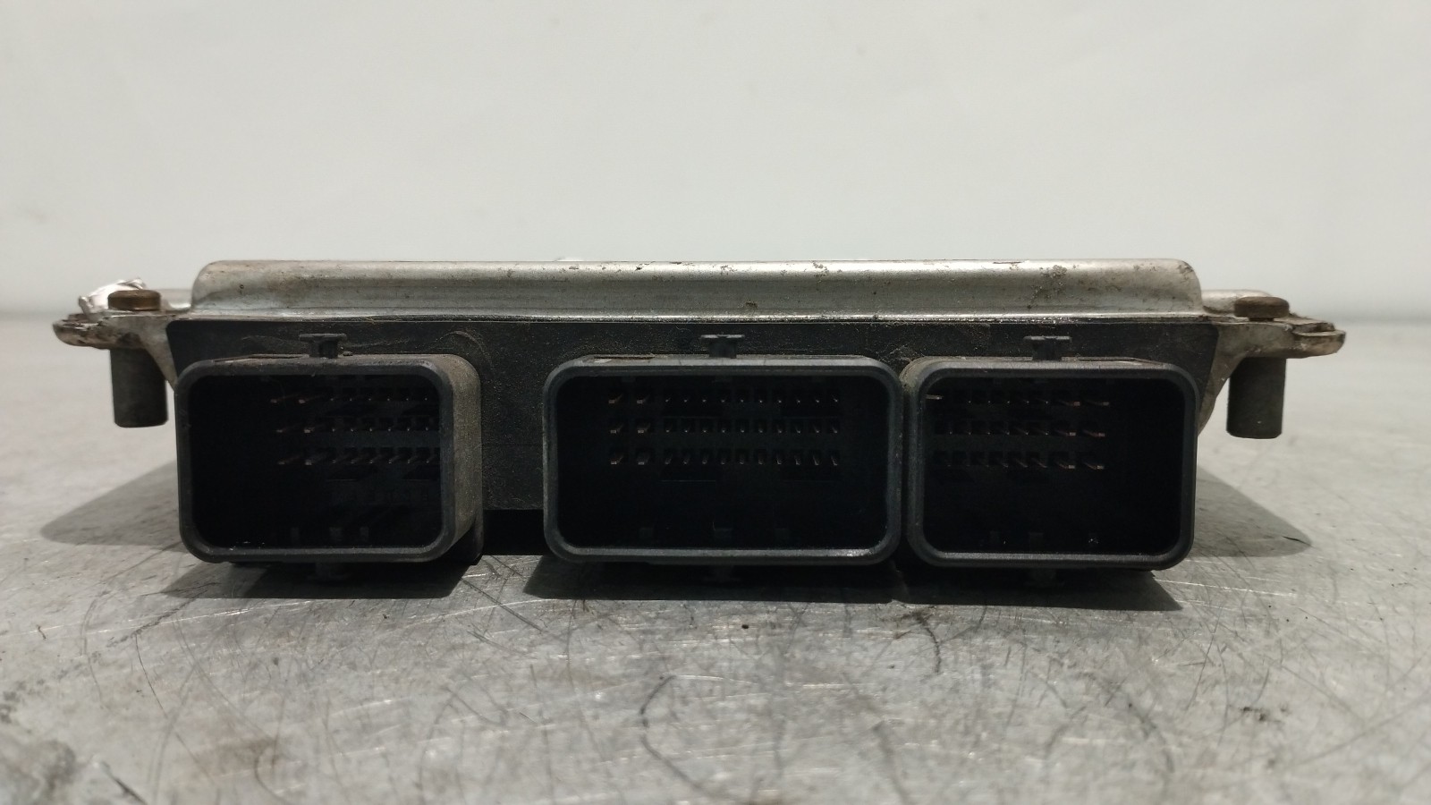 Calculateur moteur PEUGEOT 106 II (1A_, 1C_) | 96 - 05 Imagem-1