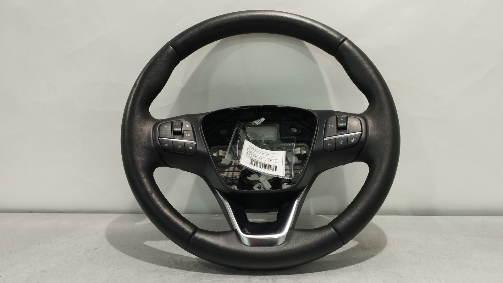 Volante FORD FOCUS IV (HN) | 18 -  Imagem-0