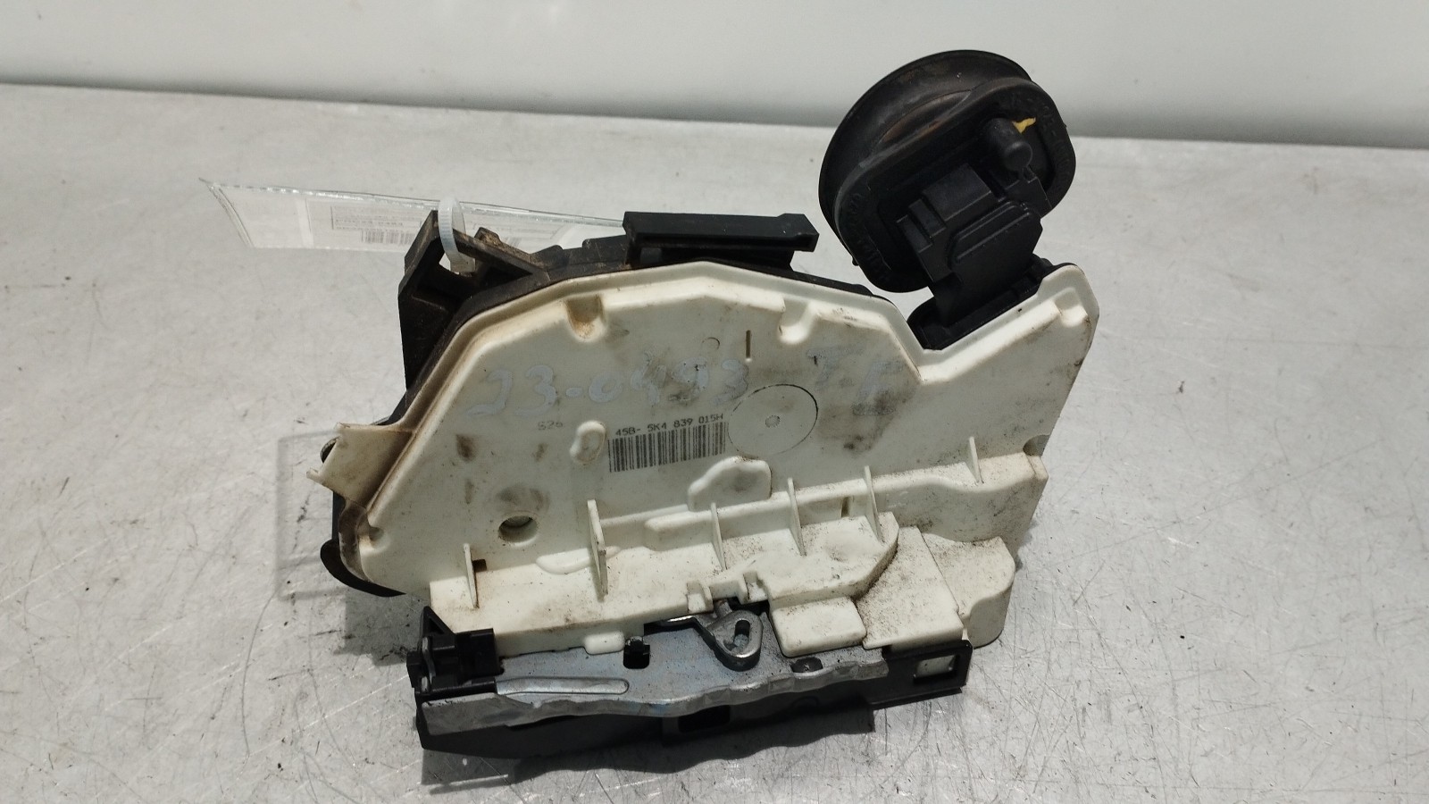 Serrure de porte arriere gauche VOLKSWAGEN GOLF VI (5K1) | 08 - 14