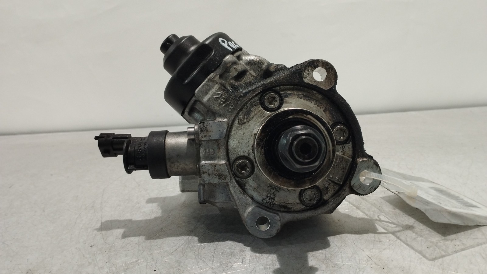 Injection pump / Common-Rail KIA CARENS IV | 13 - 
