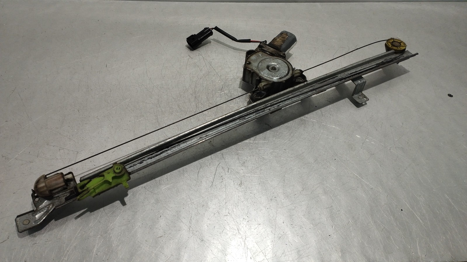 Front left electric window mechanism PEUGEOT BOXER Autocarro (244, Z_) | 01 -  Imagem-1