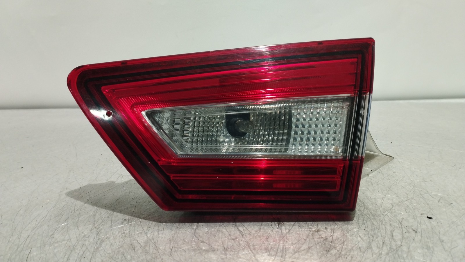 Right tailgate light RENAULT CLIO IV (BH_) | 12 - 