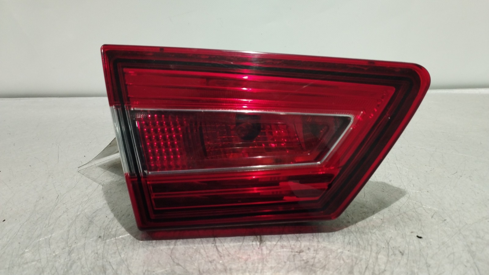 Left tailgate light RENAULT CLIO IV (BH_) | 12 - 