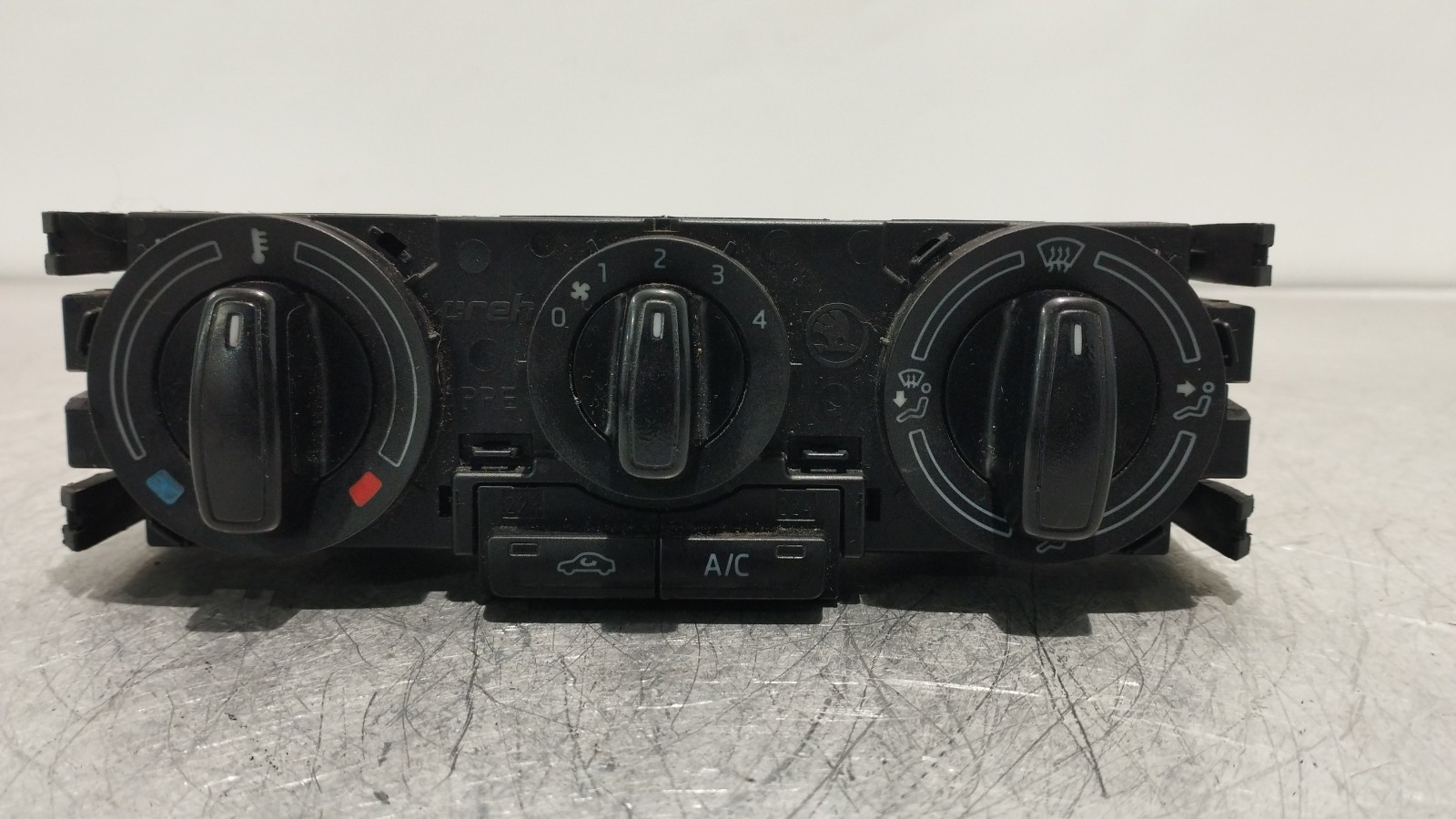 Climate control SKODA RAPID (NH3) | 12 - 