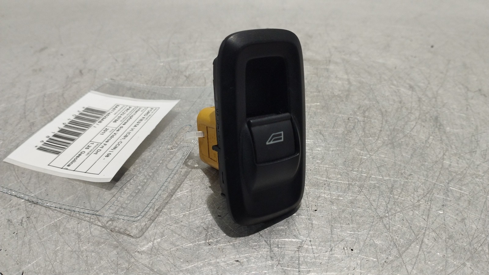 Mando elevalunas delantero derecho FORD FIESTA VI (CB1, CCN) | 08 - 