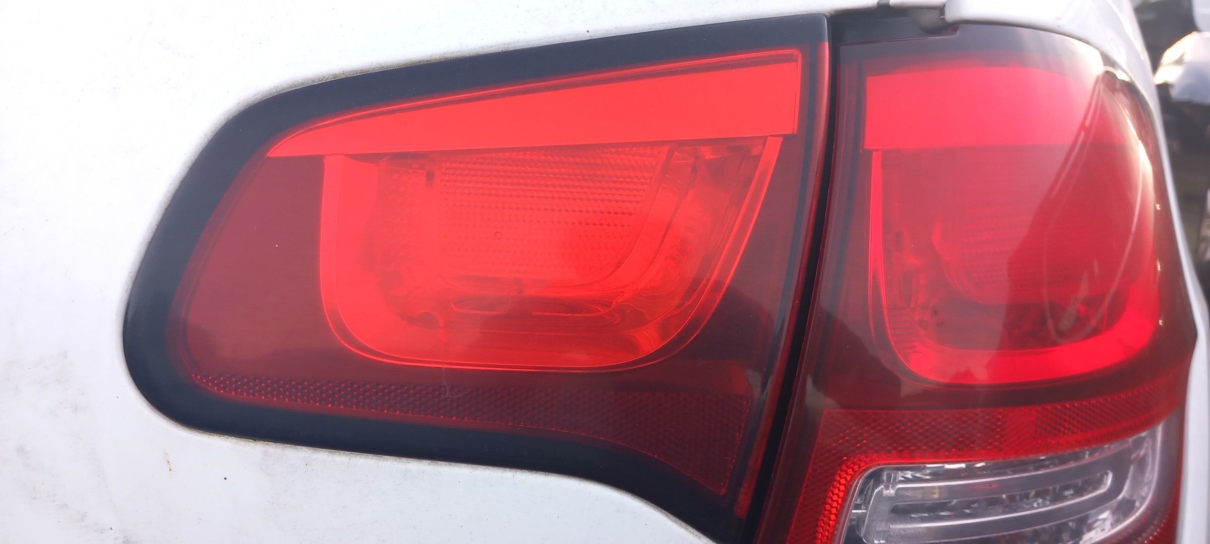Right tailgate light CITROEN C3 II (SC_) | 09 -  Imagem-0