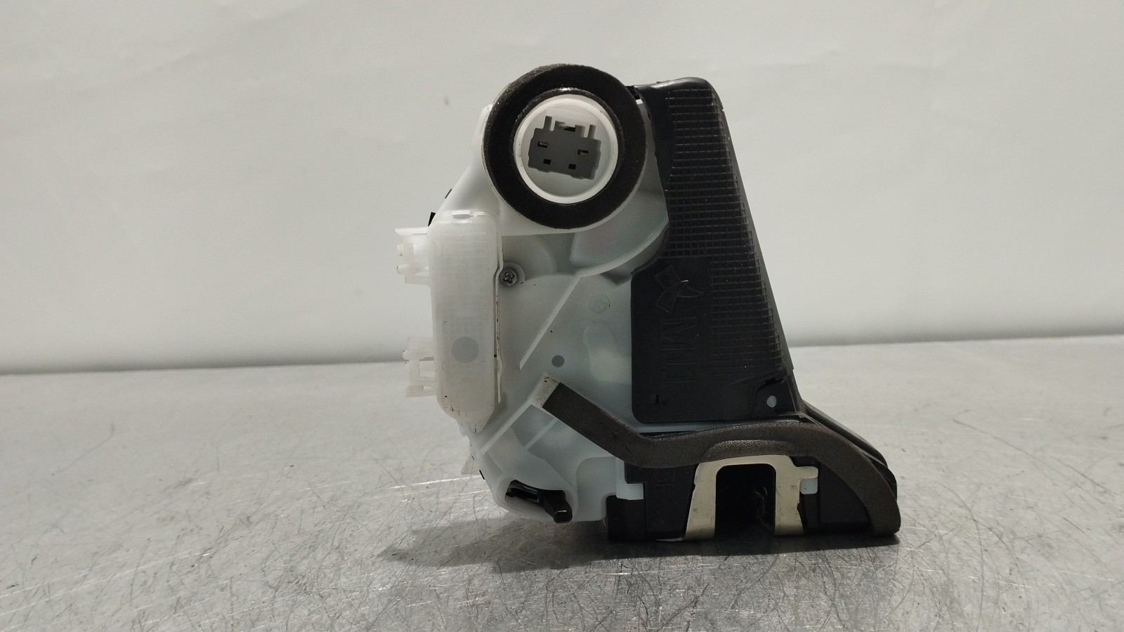 Rear right lock TOYOTA YARIS (_P21_) | 20 -  Imagem-1