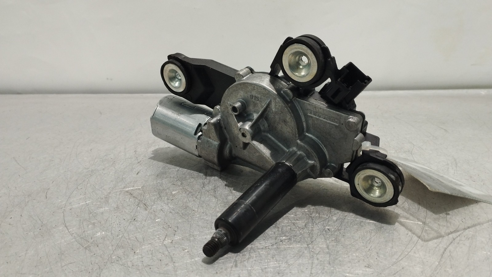 Moteur d´essuie glace arrière FORD FOCUS III Turnier | 10 -  Imagem-0