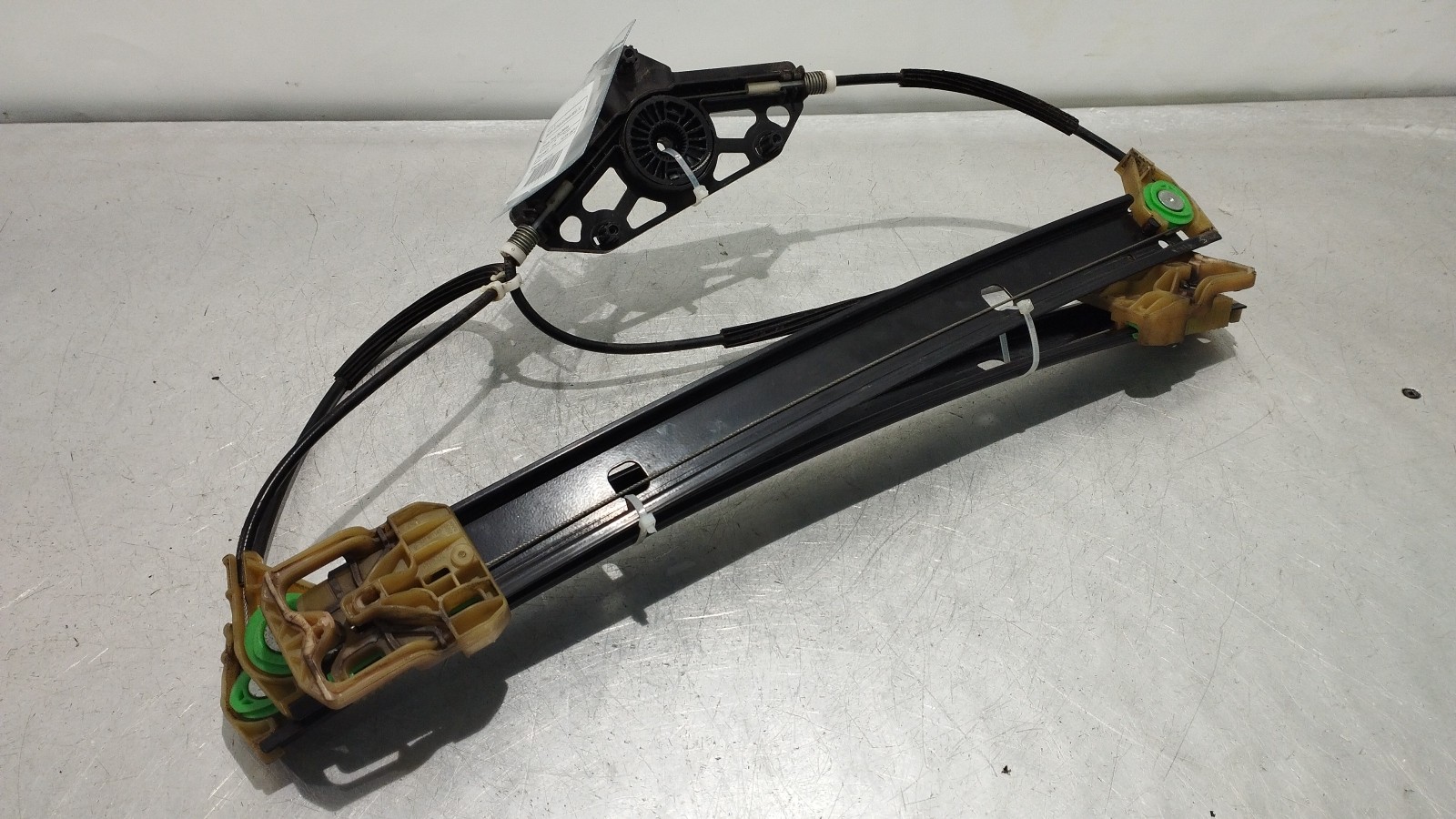 Lève-vitre avant gauche électrique SKODA OCTAVIA III Combi (5E5) | 12 -  Imagem-1