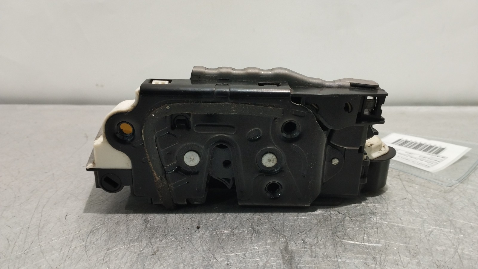 Serrure de porte avant droite SKODA OCTAVIA III Combi (5E5) | 12 -  Imagem-2