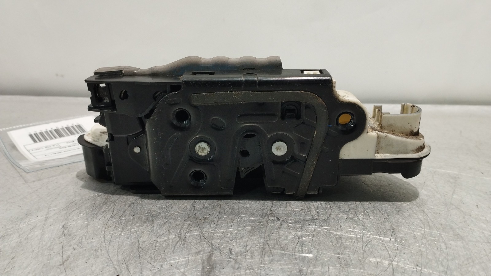 Serrure de porte avant gauche SKODA OCTAVIA III Combi (5E5) | 12 -  Imagem-2