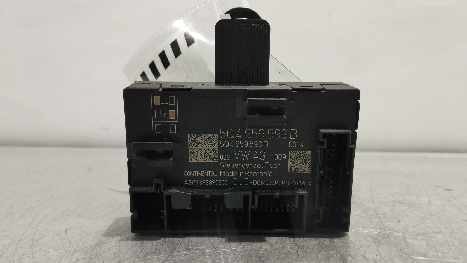 Module électrique de vitre avant gauche SKODA OCTAVIA III Combi (5E5) | 12 - 