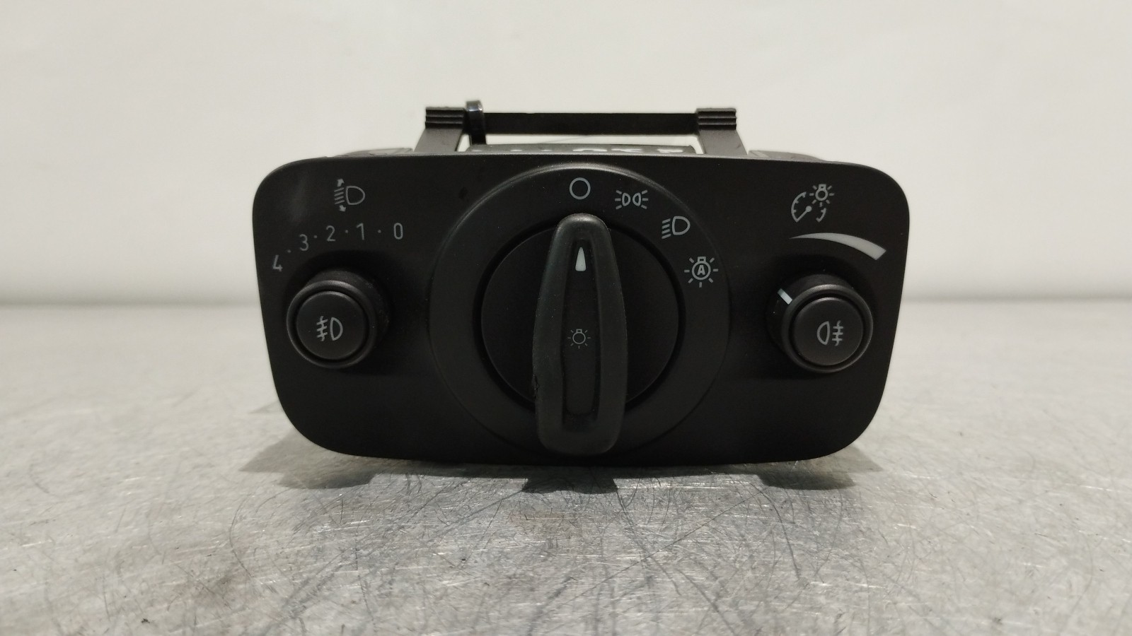 Interruptor das Luzes FORD KUGA II (DM2) | 12 - 