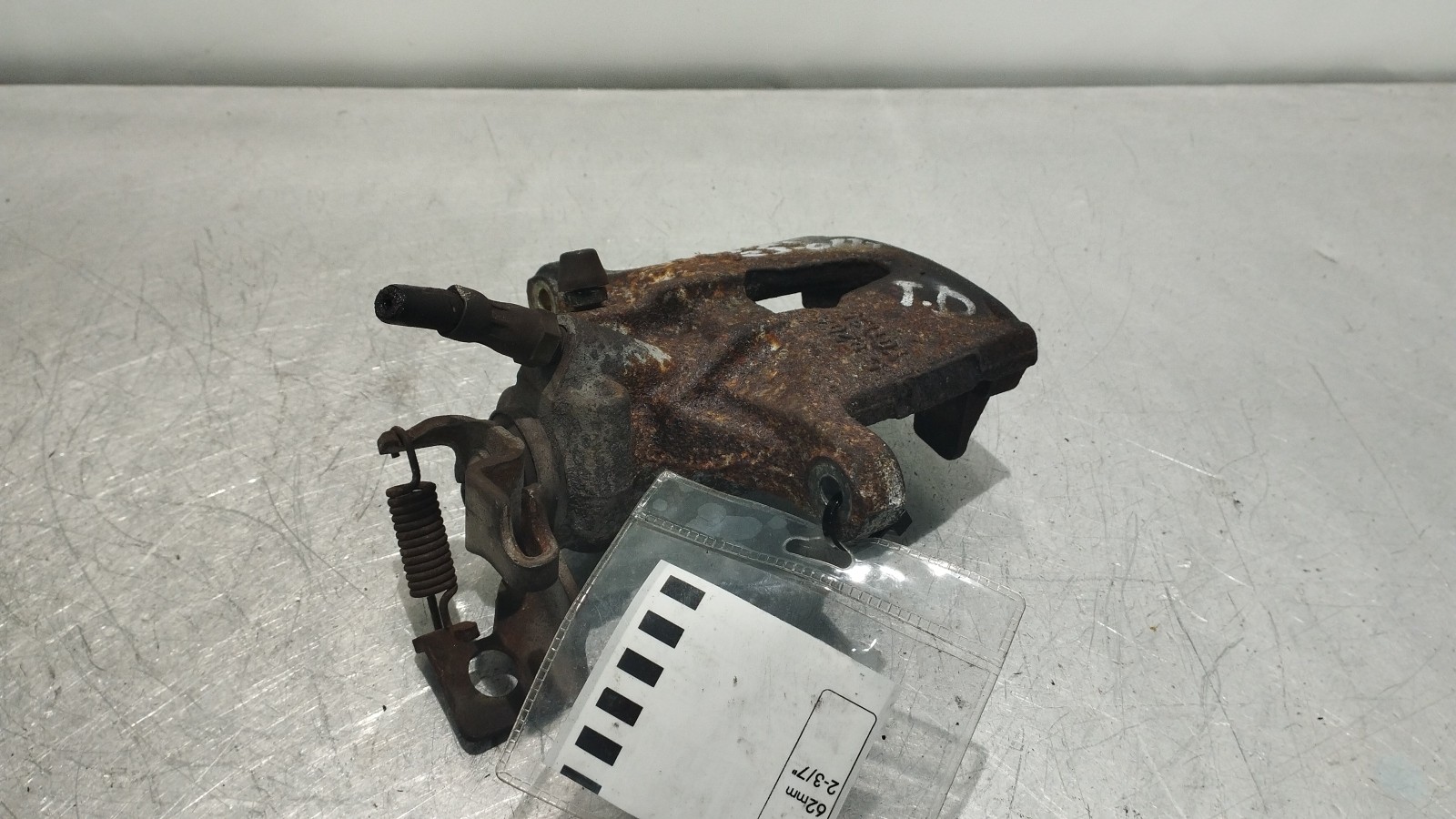 Etrier de frein arrière droit FORD MONDEO III (B5Y) | 00 - 07