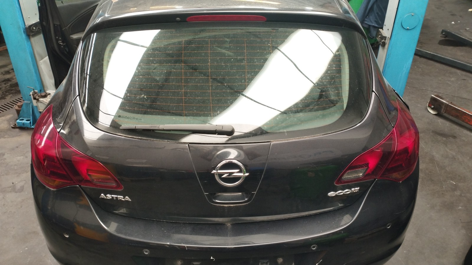 Full rear OPEL ASTRA J (P10) | 09 - 15 Imagem-0