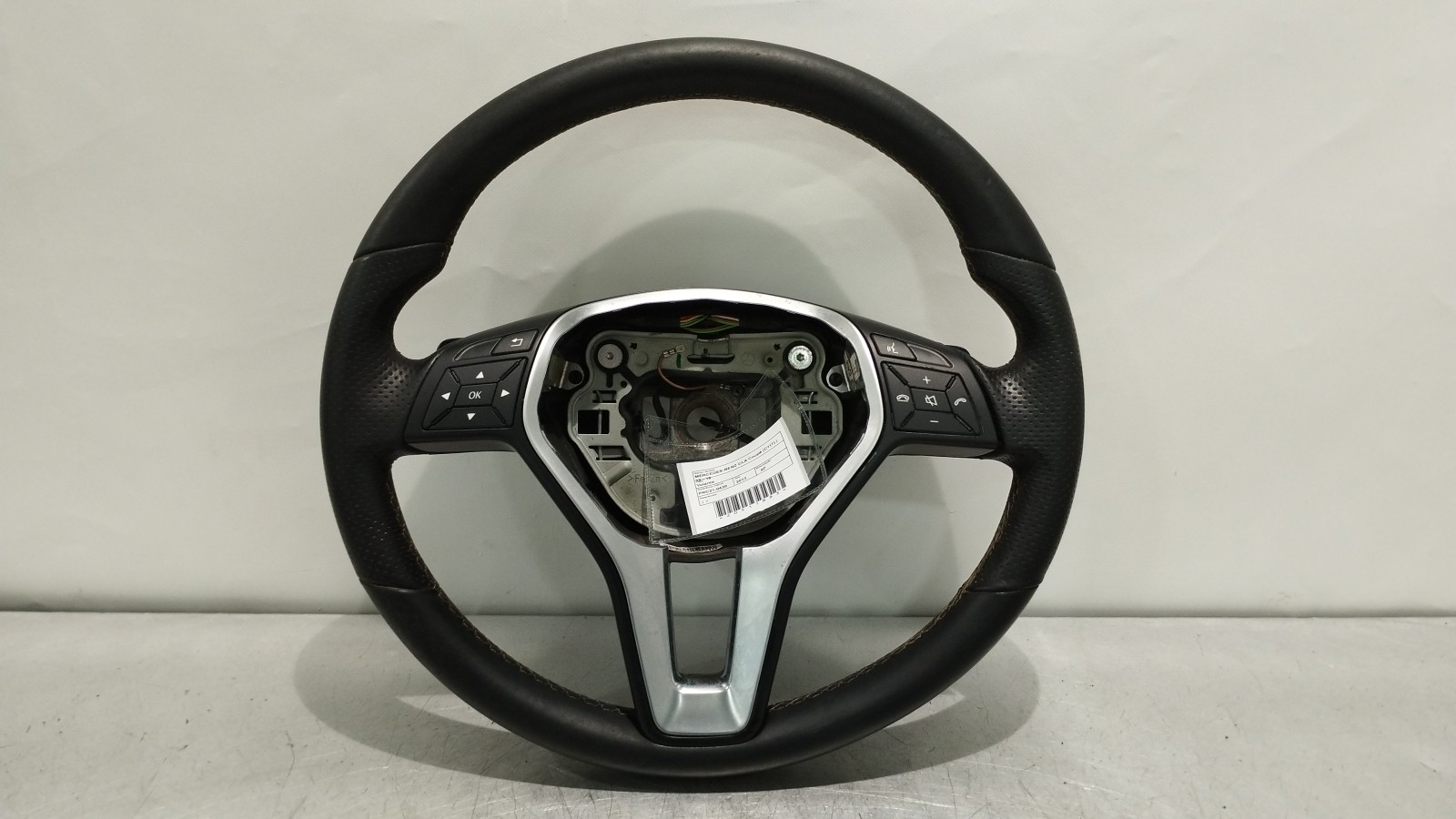 Volant MERCEDES-BENZ CLA Coupé (C117) | 13 - 19