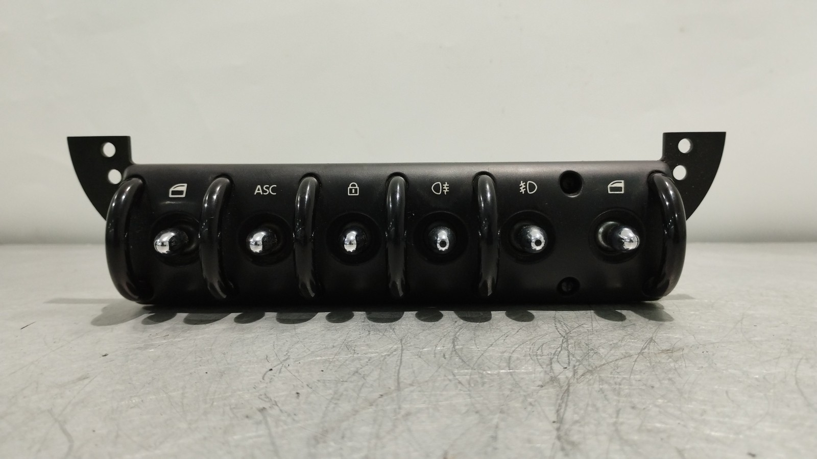 Interrupteur de vitre avant gauche MINI MINI (R50, R53) | 01 - 06