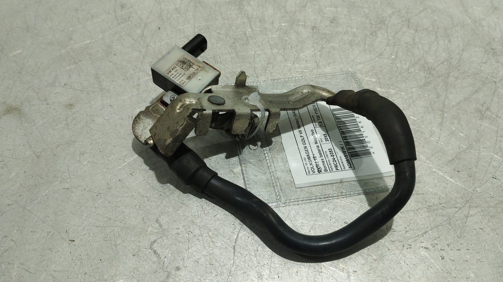 Borne négative de la batterie VOLKSWAGEN GOLF VII Variant (BA5, BV5) | 13 - 