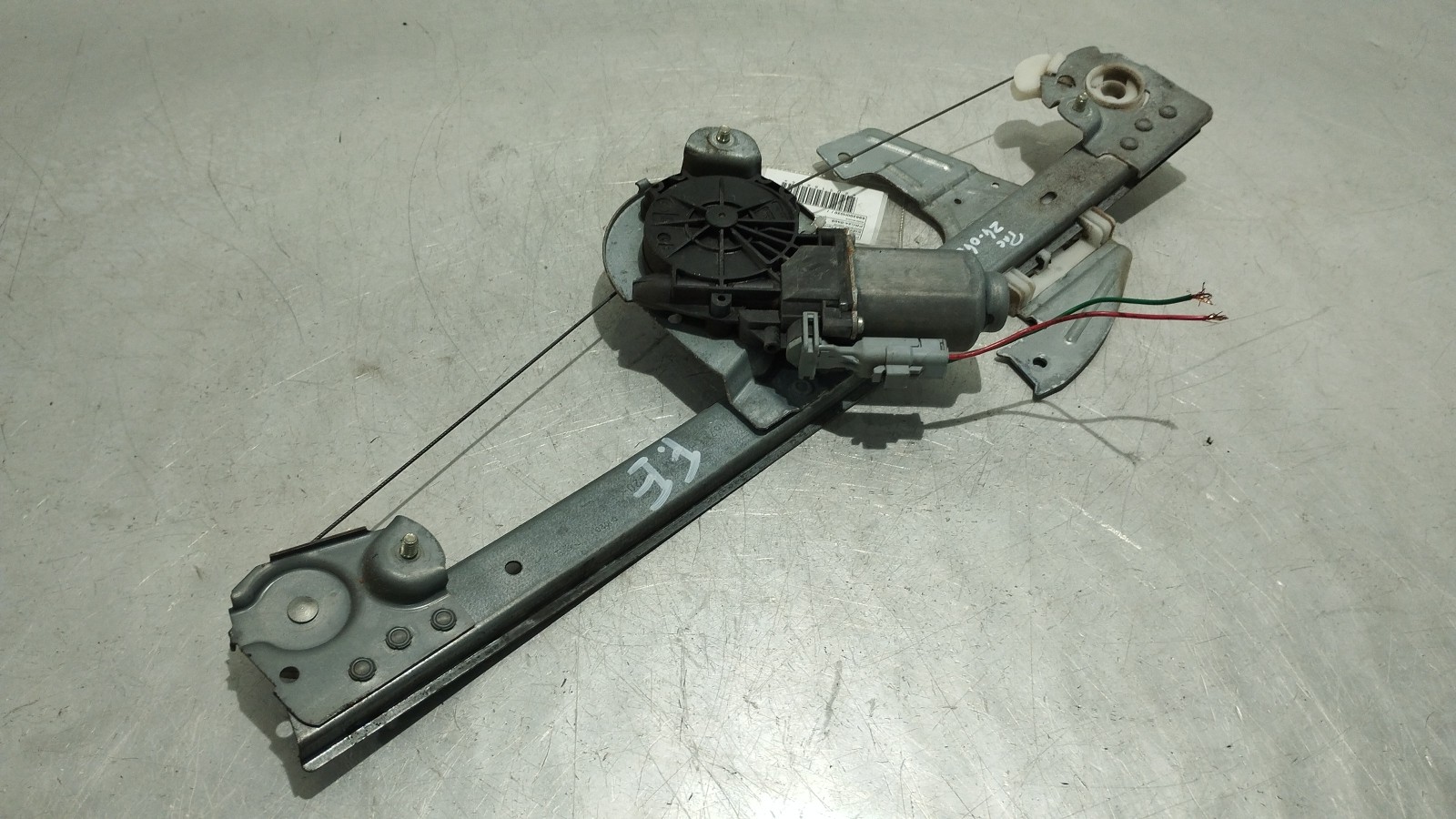 Front left electric window mechanism PEUGEOT 107 (PM_, PN_) | 05 - 14