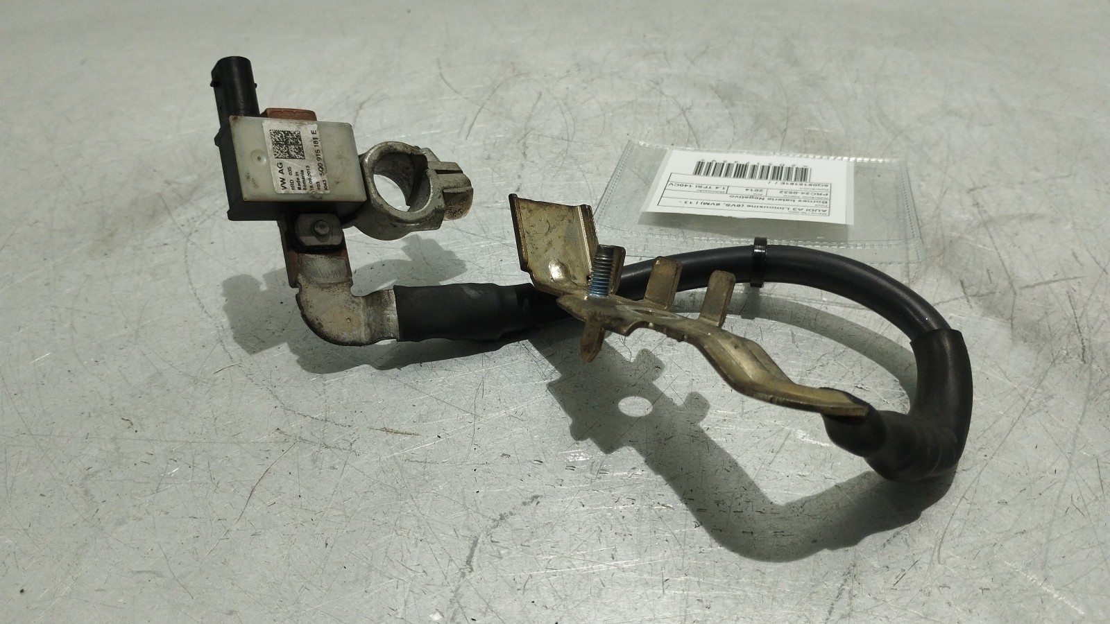 Borne négative de la batterie AUDI A3 Limousine (8VS, 8VM) | 13 -  Imagem-0