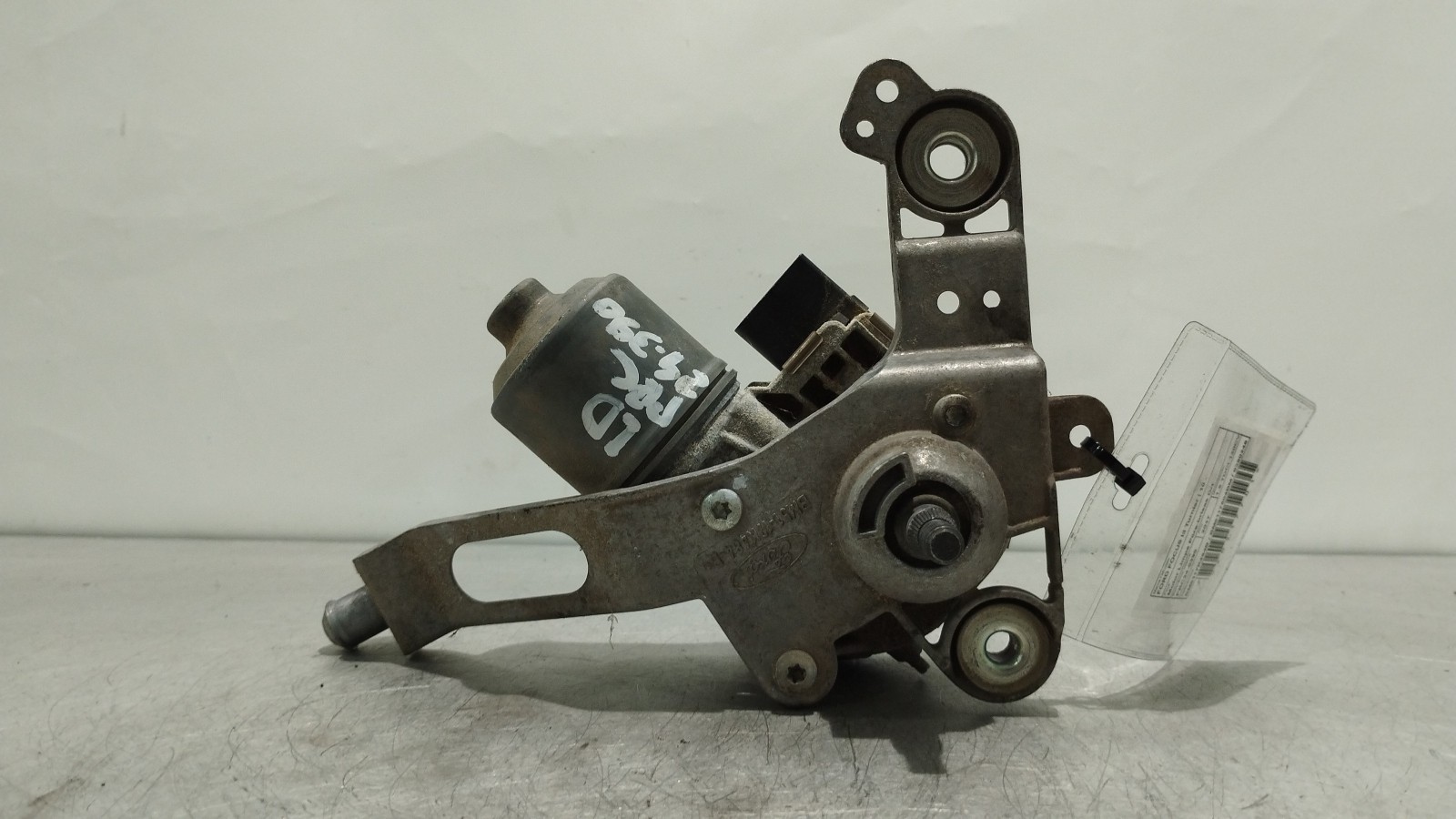 Moteur d´essuie glace avant droit FORD FOCUS III Turnier | 10 - 