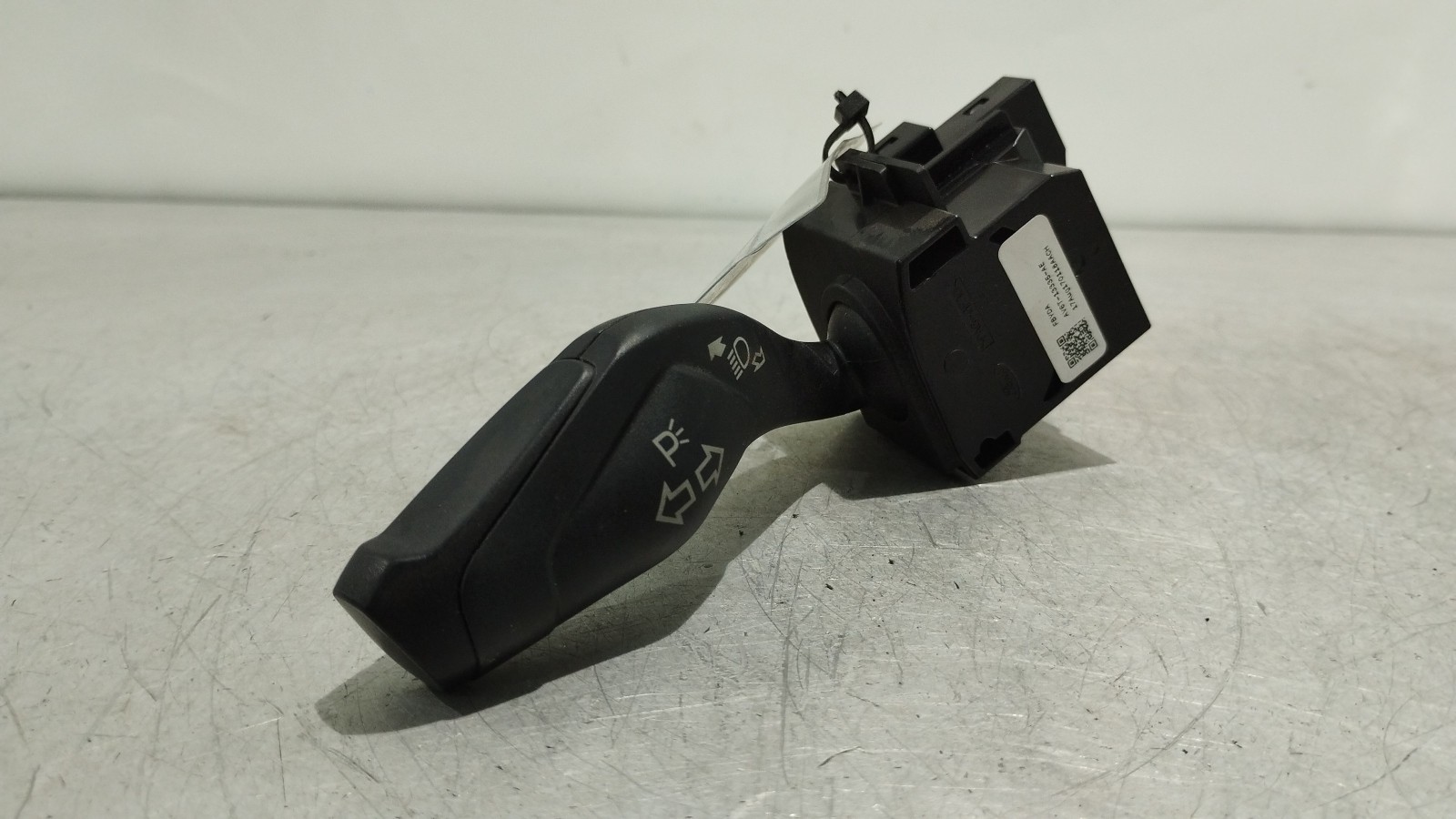 Commutateur de clignotant FORD FOCUS III Turnier | 10 - 