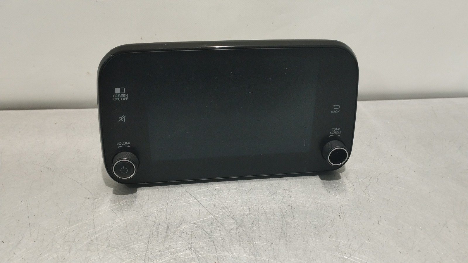 Multifunction display for FIAT TIPO três volumes - Procarro