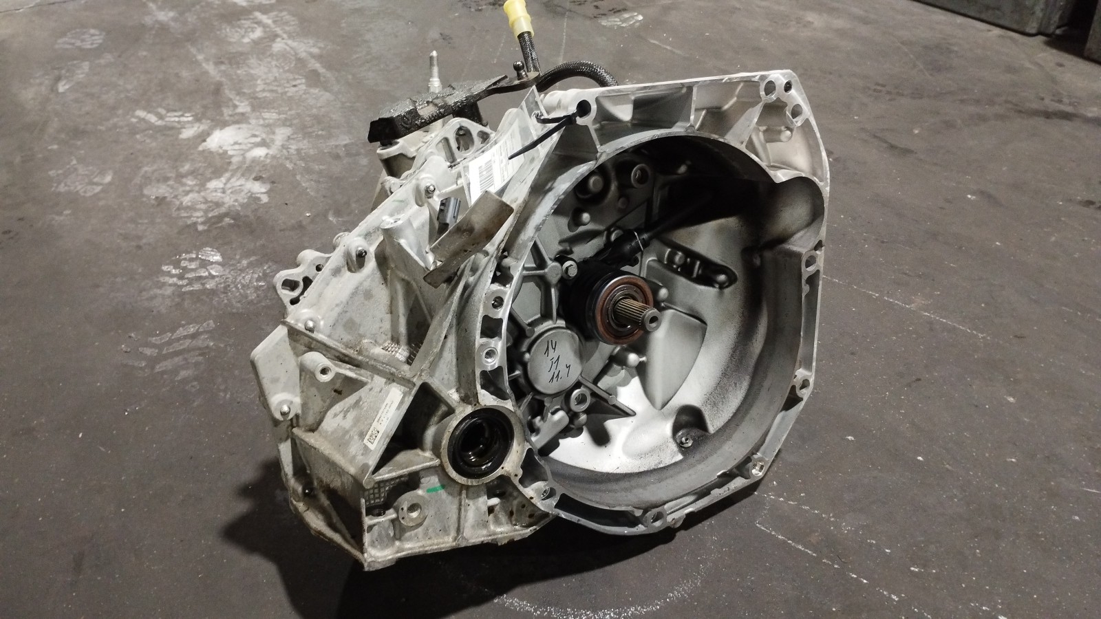 Manual gearbox DACIA DUSTER (HM_) | 17 - 