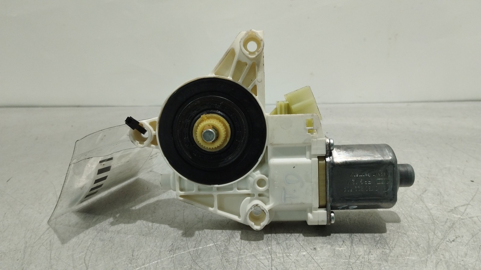 Moteur électrique de vitre arrière droite MERCEDES-BENZ C-CLASS T-Model (S204) | 07 - 14