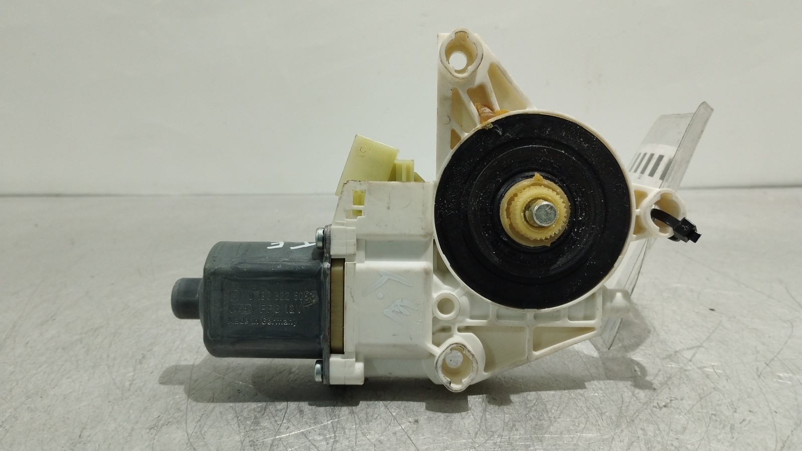 Moteur électrique de vitre arrière gauche MERCEDES-BENZ C-CLASS T-Model (S204) | 07 - 14