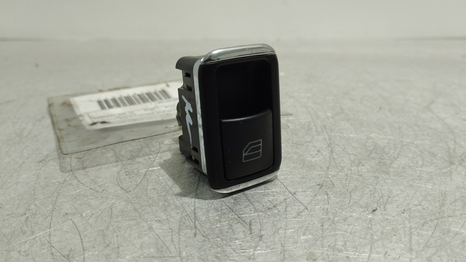 Interrupteur de vitre avant droite MERCEDES-BENZ C-CLASS T-Model (S204) | 07 - 14