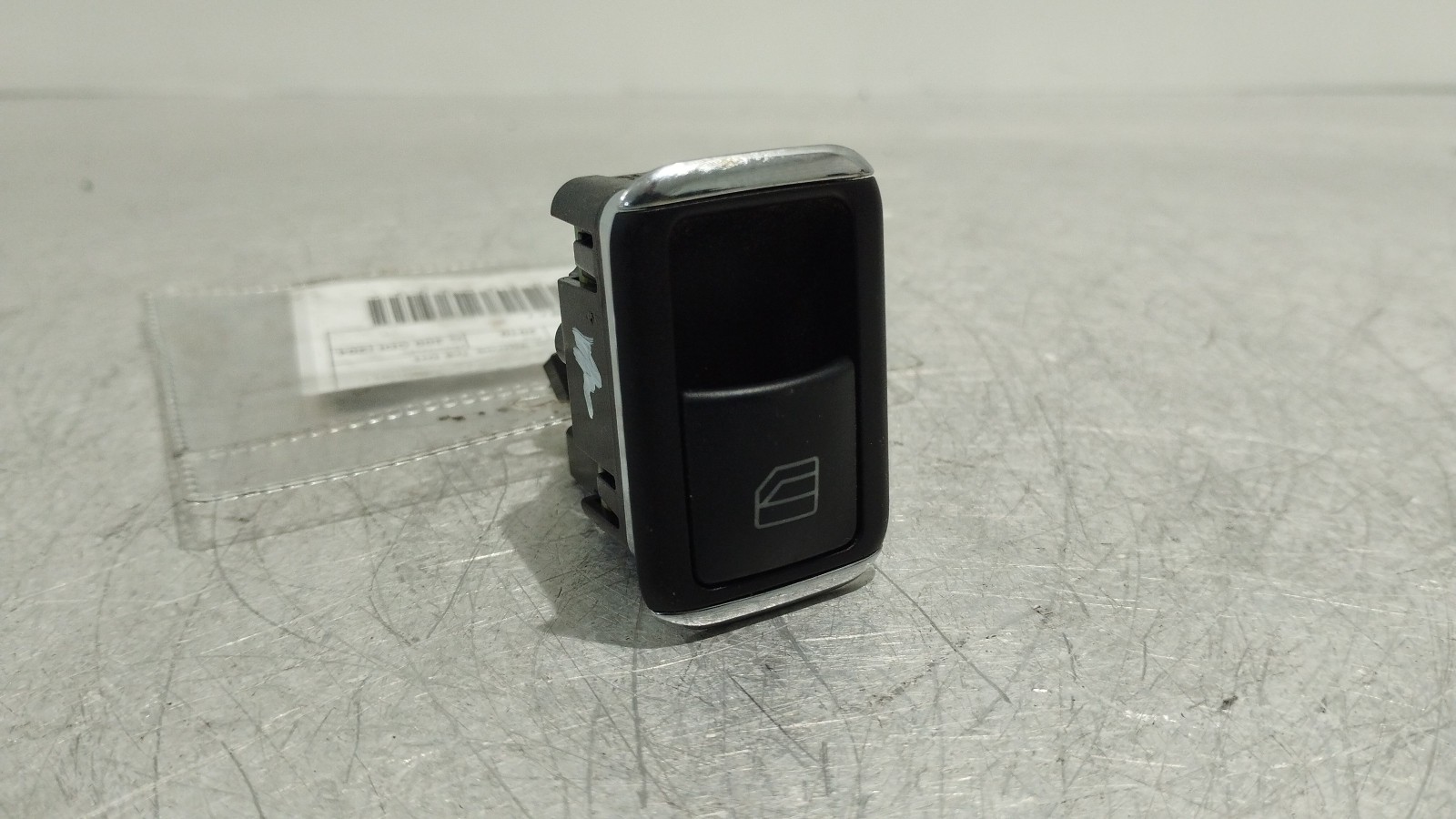Interrupteur de vitre arrière droite MERCEDES-BENZ C-CLASS T-Model (S204) | 07 - 14