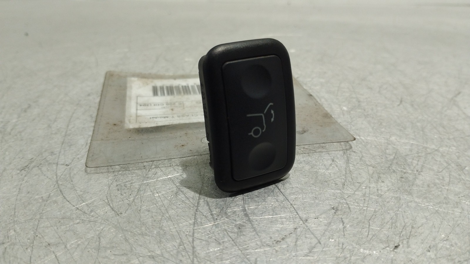 Commutateur de coffre MERCEDES-BENZ C-CLASS T-Model (S204) | 07 - 14