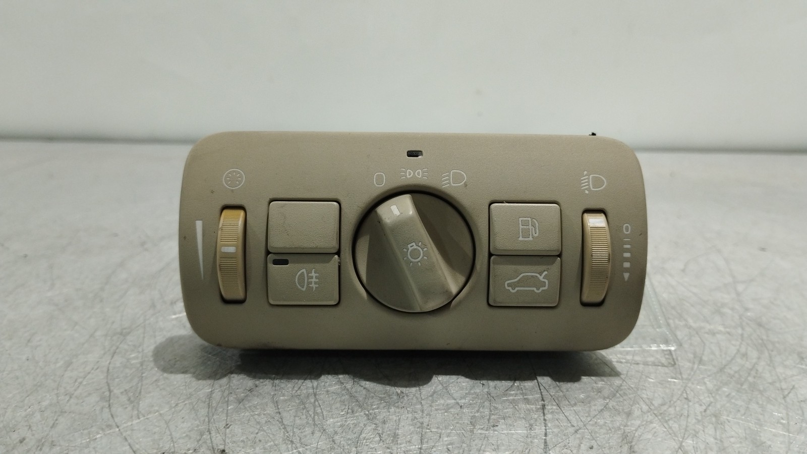 Commande de phare VOLVO V60 I (155, 157) | 10 -  Imagem-0