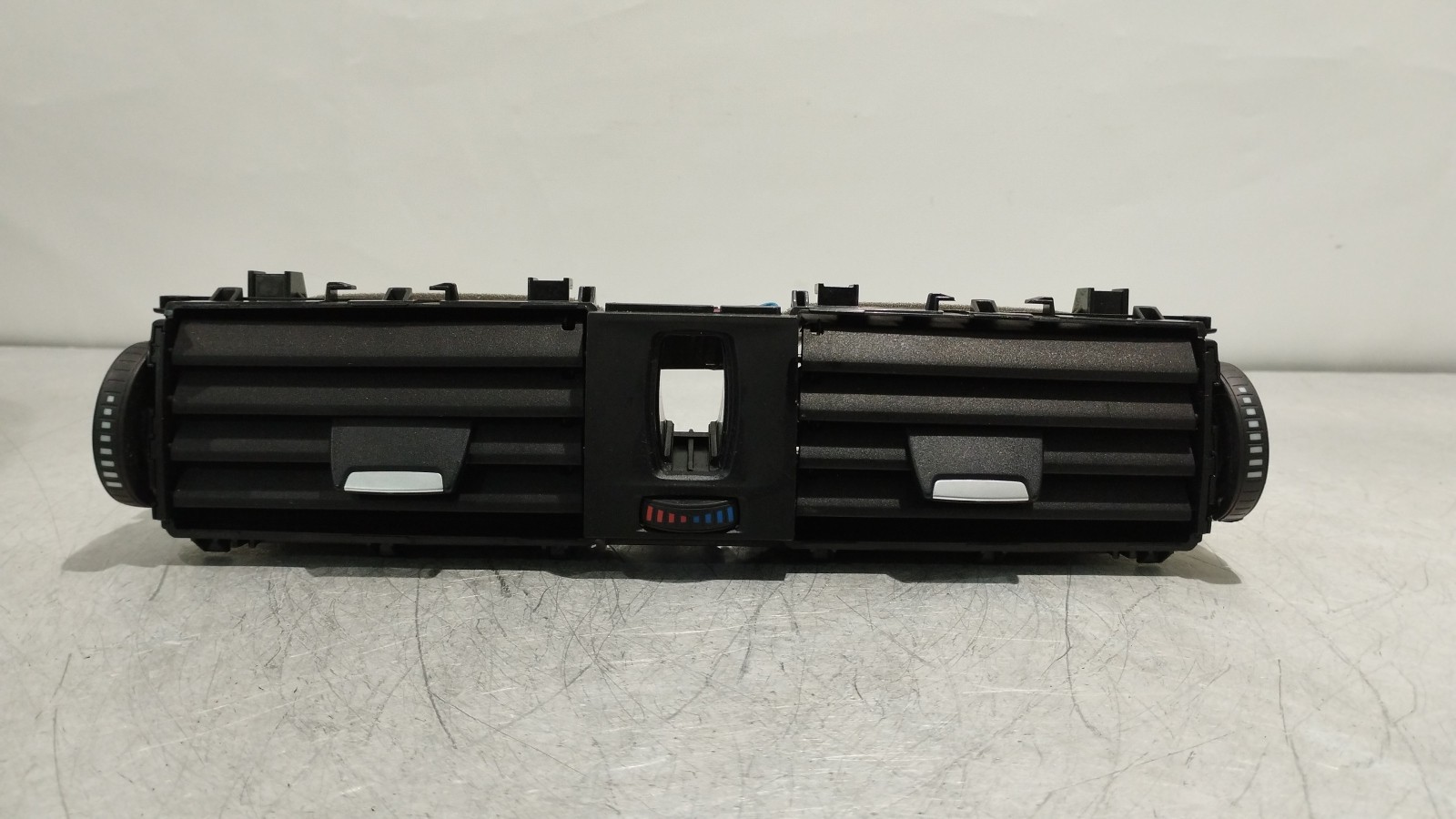 Difusor de Ar Central (Tablier) BMW 3 Touring (F31) | 12 - 19