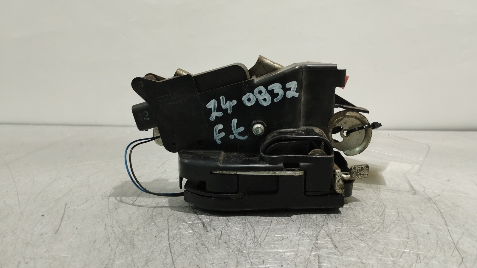 Serrure de porte avant gauche MERCEDES-BENZ VITO / MIXTO Caixa (W639) | 03 - 