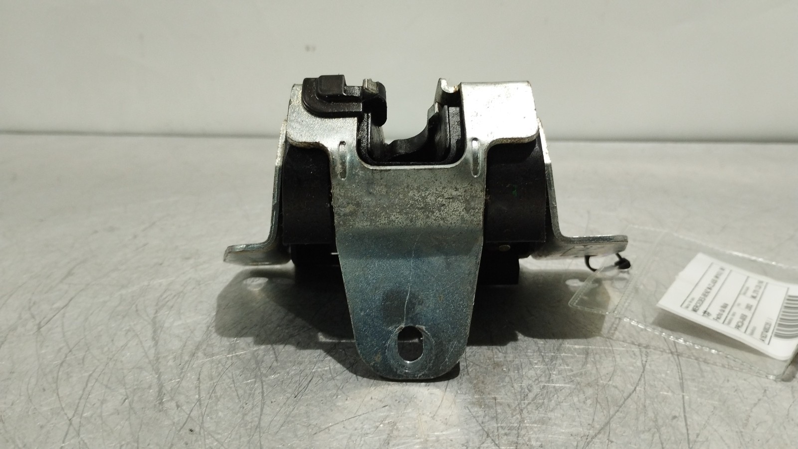 Serrure Coffre MERCEDES-BENZ M-CLASS (W163) | 98 - 05 Imagem-1