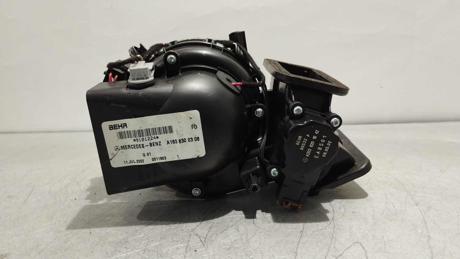 Moteur de chauffage  MERCEDES-BENZ M-CLASS (W163) | 98 - 05 Imagem-3