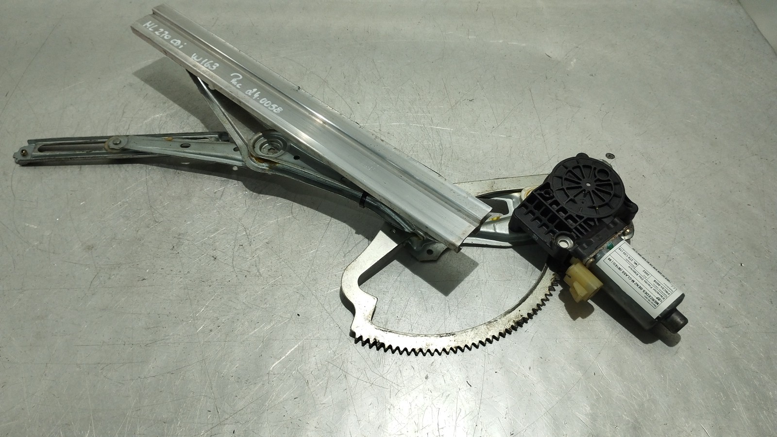 Lève-vitre avant droit électrique MERCEDES-BENZ M-CLASS (W163) | 98 - 05