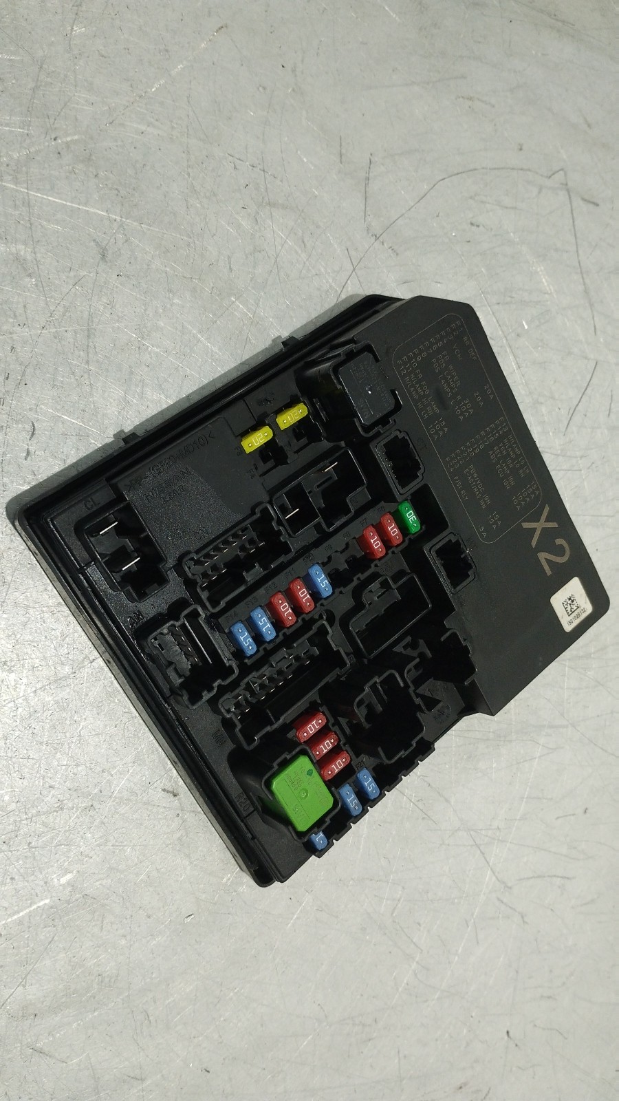 Boîte à Fusibles NISSAN LEAF (ZE0) | 10 - 