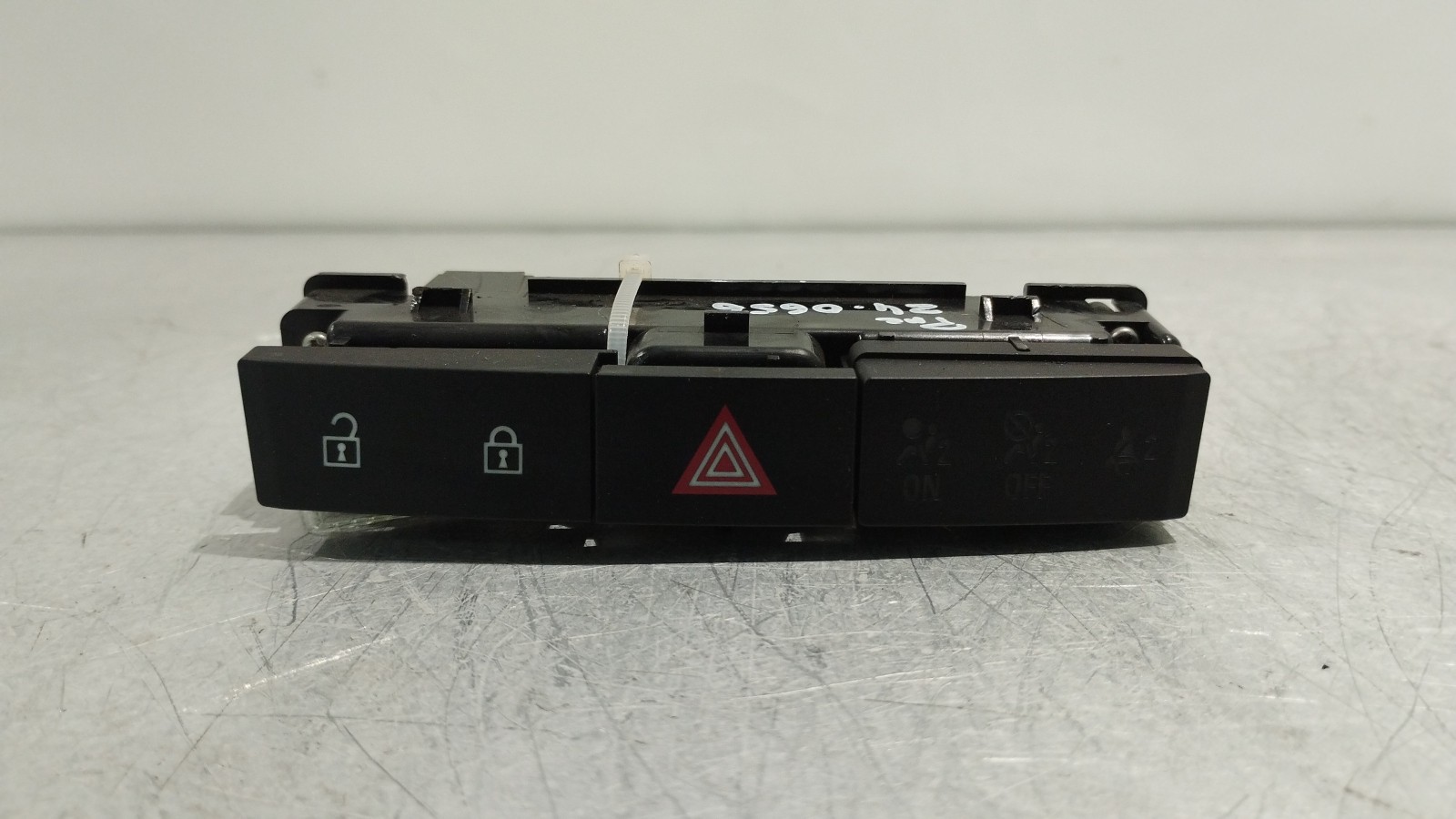 Interruptor 4 Piscas OPEL ASTRA J Sports Tourer (P10) | 10 - 15