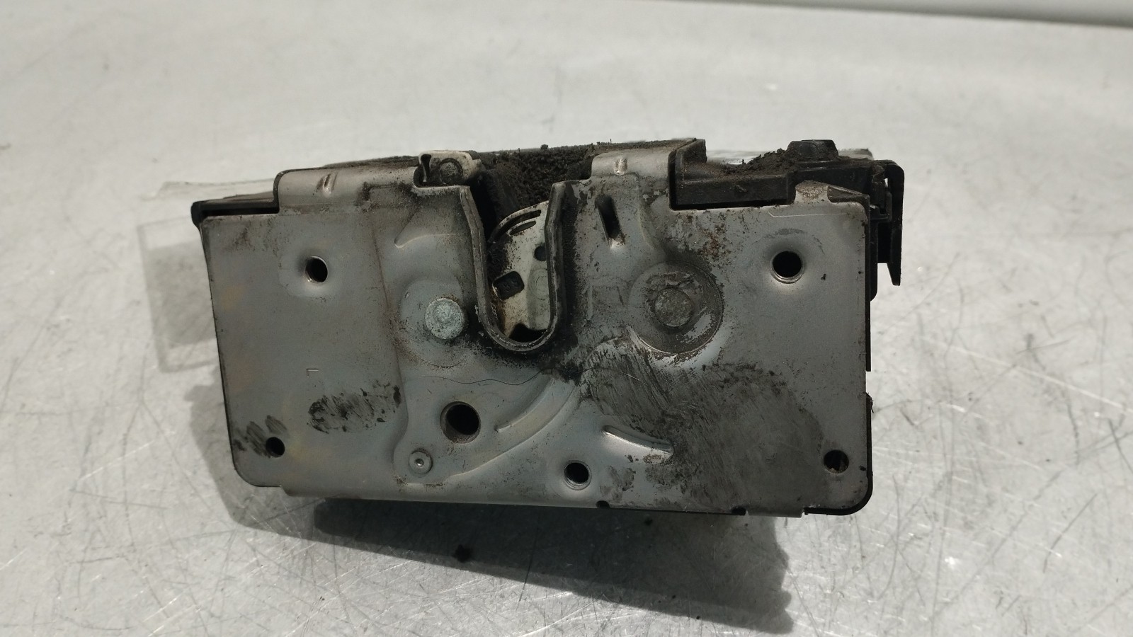 Cierre Puerta Trasera Izq OPEL CORSA E (X15) | 14 -  Imagem-4