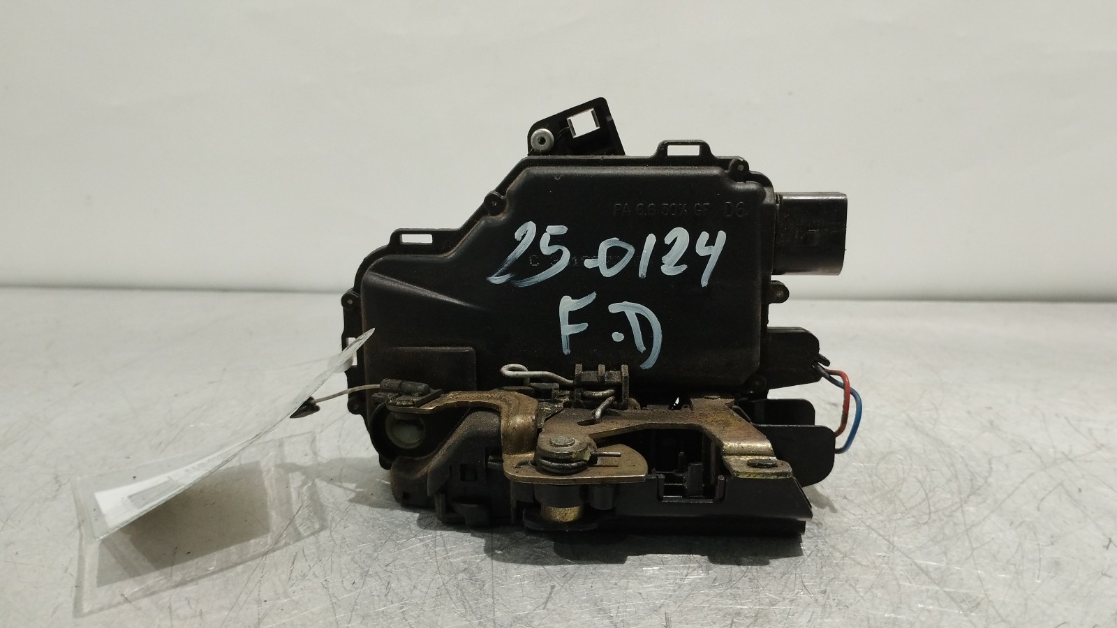 Fecho da Porta Frente Dto VOLKSWAGEN GOLF IV (1J1) | 97 - 07