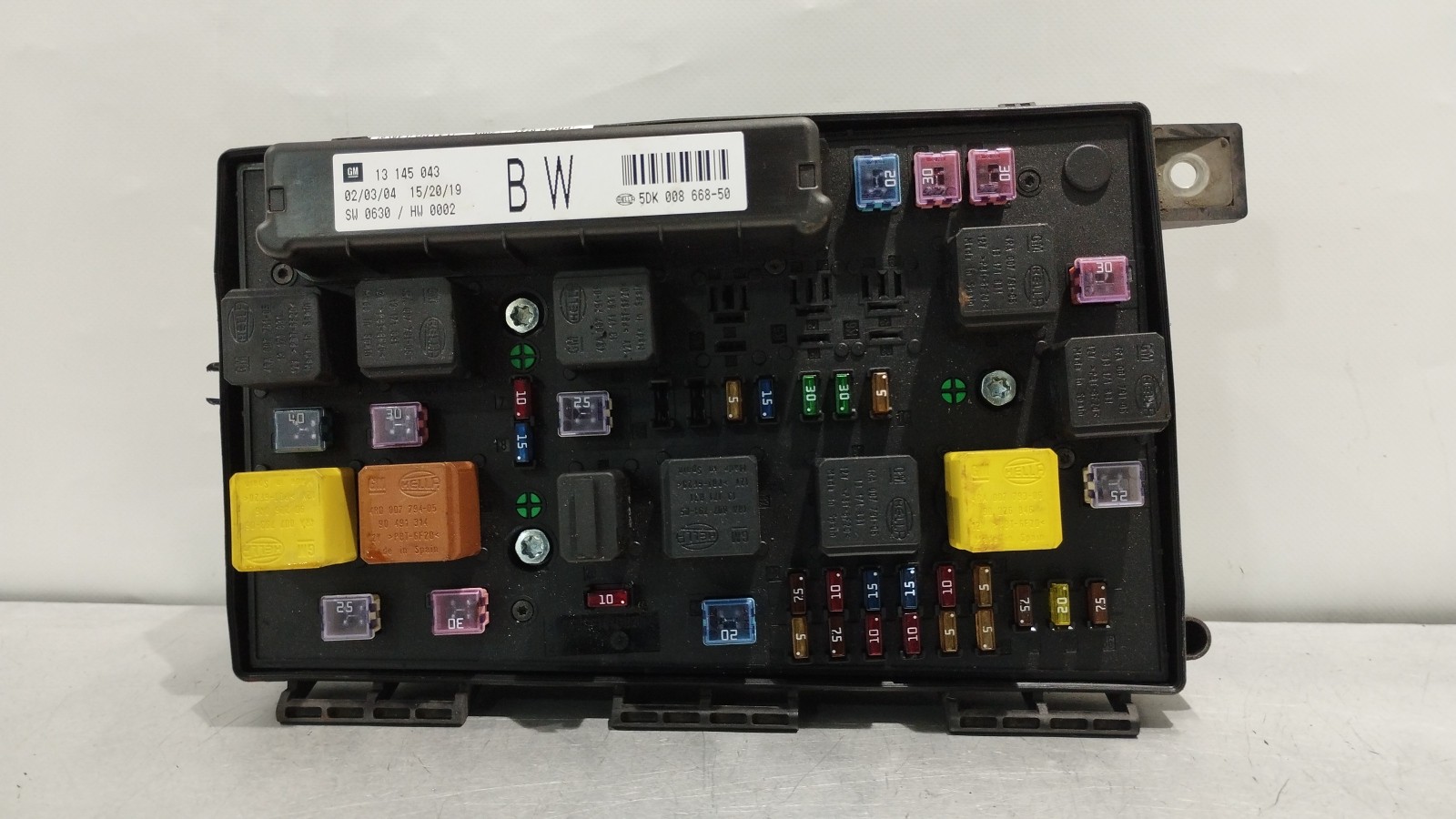 Caja reles / fusibles OPEL ASTRA H (A04) | 04 - 14