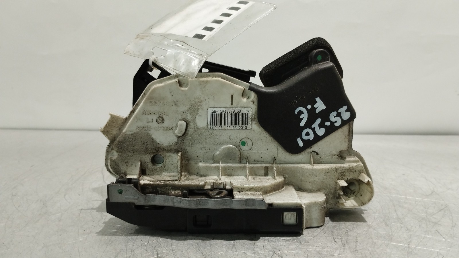 Fecho da Porta Frente Esq VOLKSWAGEN POLO (6R1, 6C1) | 09 - 