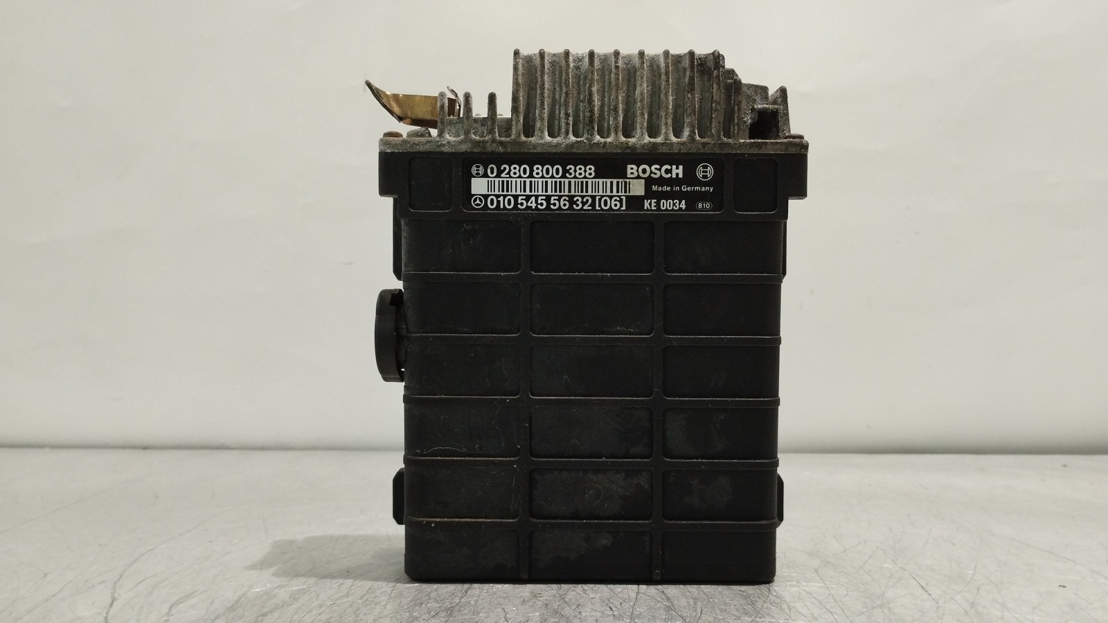 Calculateur moteur MERCEDES-BENZ 190 (W201) | 82 - 93