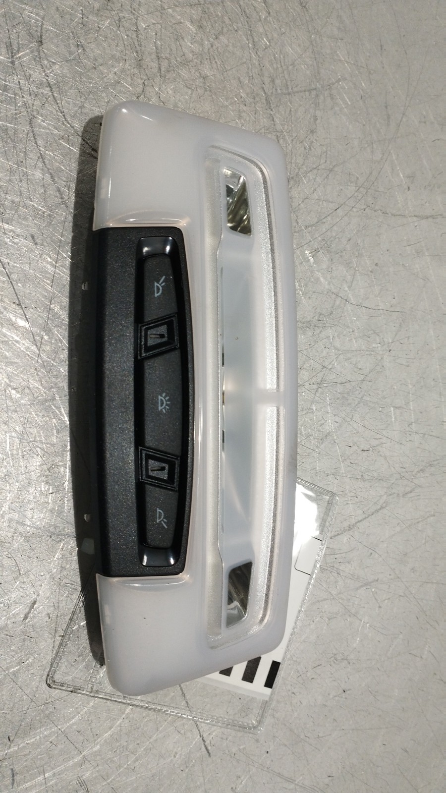 Plafonier Traseiro BMW X2 (F39) | 17 - 