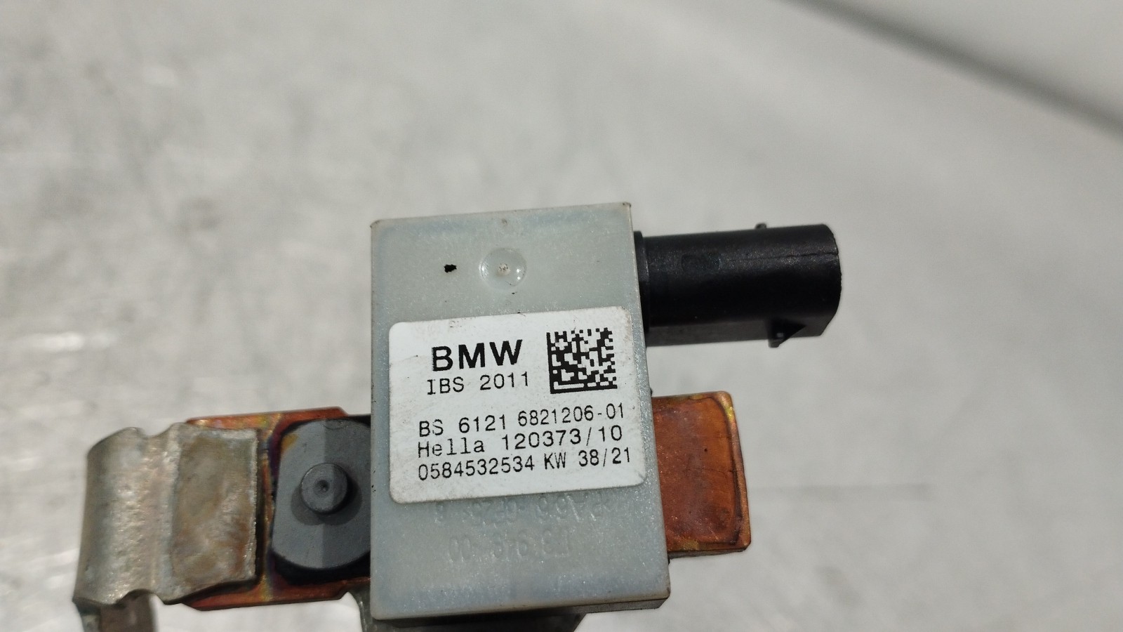 Borne négative de la batterie BMW X2 (F39) | 17 -  Imagem-1