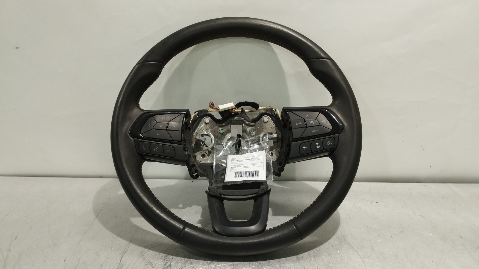 Volante FIAT TIPO três volumes (356_) | 15 - 
