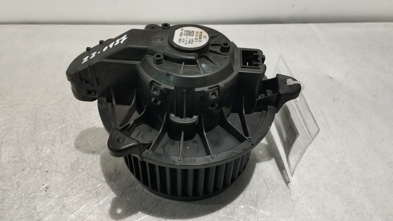 Moteur de chauffage  FORD FIESTA VII | 17 - 